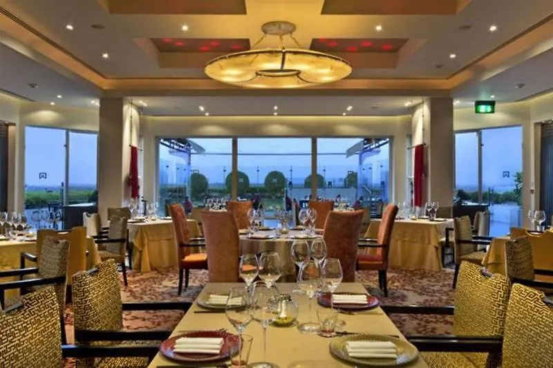 Отель Itc Maurya, A Luxury Collection Hotel, Нью-Дели
